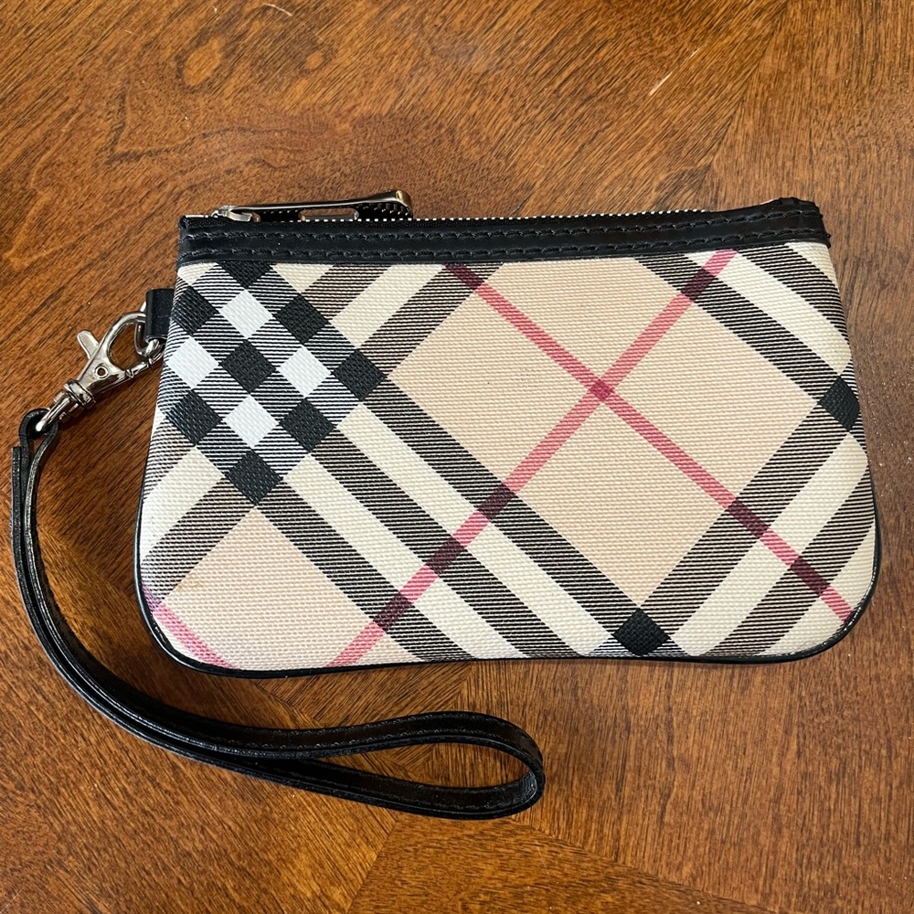 Burberry Beige and Black Novacheck Wristlet. Excellent condition.